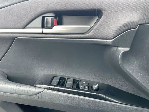 Certified 2025 Toyota Camry LE image 8