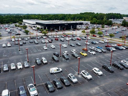 Used 2025 Cadillac XT4 Premium Luxury image 95