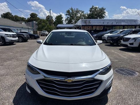 Used 2023 Chevrolet Malibu LS w/ Driver Confidence Package FWD image 2