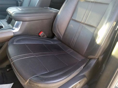 Used 2024 Chevrolet Silverado 3500 High Country w/ Technology Package image 24