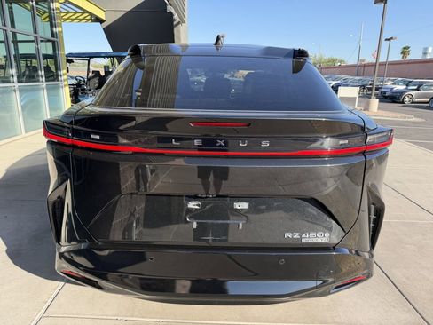 Used 2023 Lexus RZ 450e Premium image 13