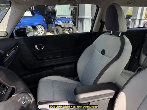Used 2025 MINI Cooper S FWD image 18