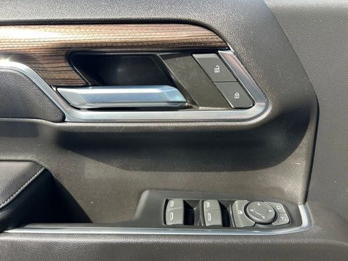 Used 2022 Chevrolet Silverado 1500 LT Trail Boss w/ LT Trail Boss Premium Package AWD/4WD image 62