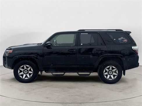 Used 2021 Toyota 4Runner TRD Off-Road Premium w/ Moonroof Package image 2