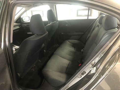 Used 2015 Honda Accord LX image 18