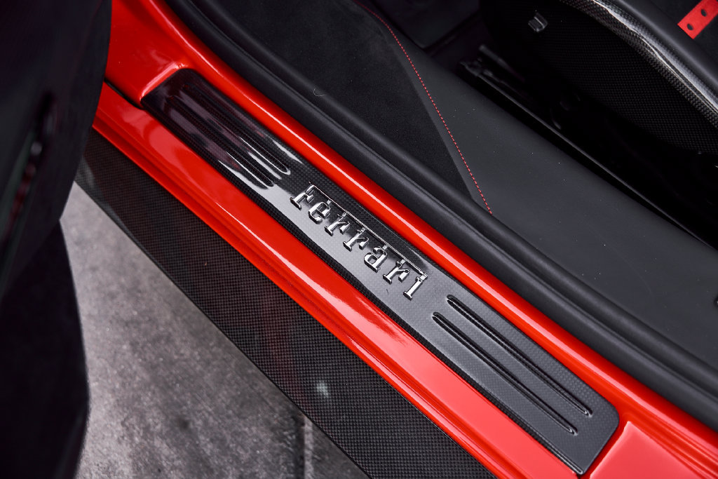 Used 2022 Ferrari SF90 Spider AWD/4WD image 40