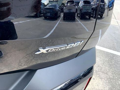 Used 2026 BMW X2 xDrive28i AWD/4WD image 10
