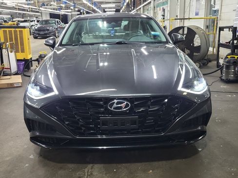 Used 2022 Hyundai Sonata SEL FWD image 2