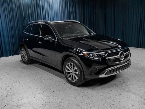 Certified 2026 Mercedes-Benz GLC 300 4MATIC image 3