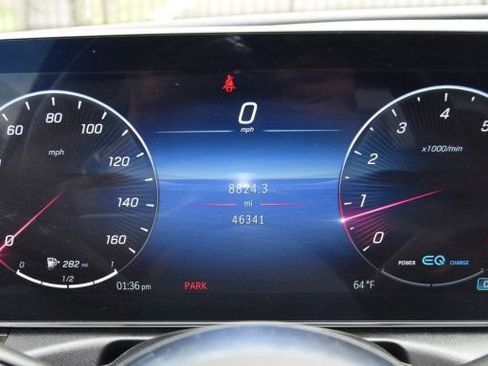Used 2022 Mercedes-Benz C 300 4MATIC Sedan image 28