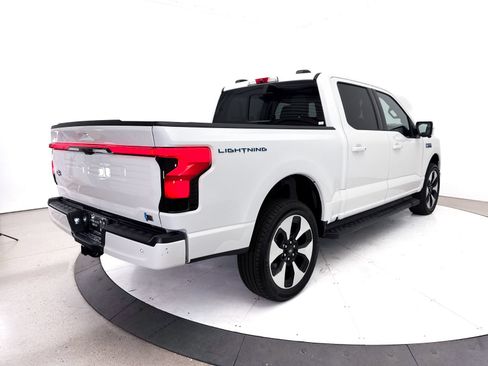 Used 2025 Ford F150 Lightning Platinum AWD/4WD image 18