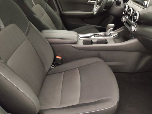 Used 2025 Nissan Sentra SV FWD image 21