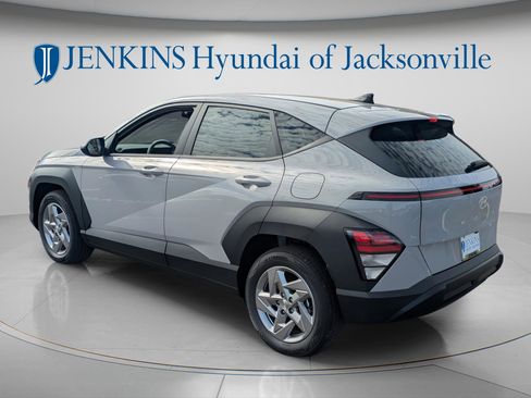 New 2026 Hyundai Kona SE FWD image 5