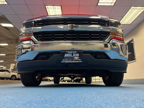 Used 2018 Chevrolet Silverado 1500 LT w/ All Star Edition image 13