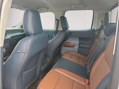 Used 2023 Ford Maverick Lariat w/ Lariat Luxury Package FWD image 9