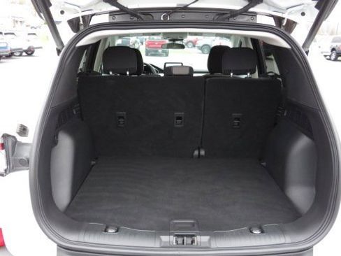 Certified 2022 Ford Escape SE w/ Convenience Package image 28