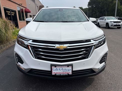 Used 2022 Chevrolet Equinox Premier image 2