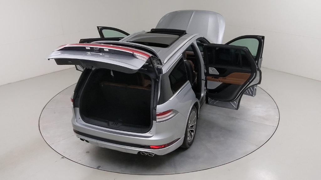 Used 2023 Lincoln Aviator Grand Touring w/ Equipment Group 301A AWD/4WD image 56
