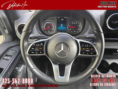 Used 2020 Mercedes-Benz Sprinter 2500 image 26