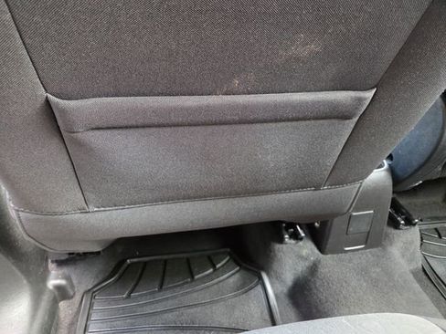 Used 2018 Chevrolet Trax LS FWD image 35