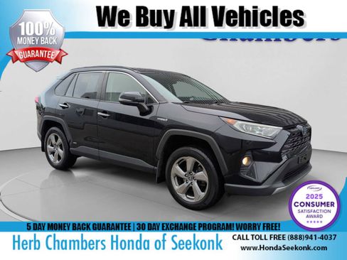 Used 2019 Toyota RAV4 Limited image 1