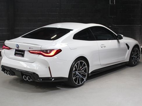 Used 2023 BMW M4 Coupe RWD image 22