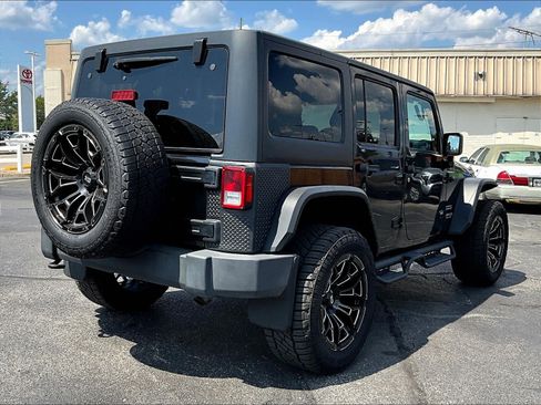 Used 2015 Jeep Wrangler Unlimited Sport w/ Quick Order Package 24S AWD/4WD image 6