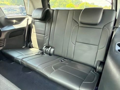 Used 2020 Chevrolet Tahoe LT AWD/4WD image 16