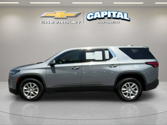 Used 2023 Chevrolet Traverse LS w/ Safety Package FWD image 3