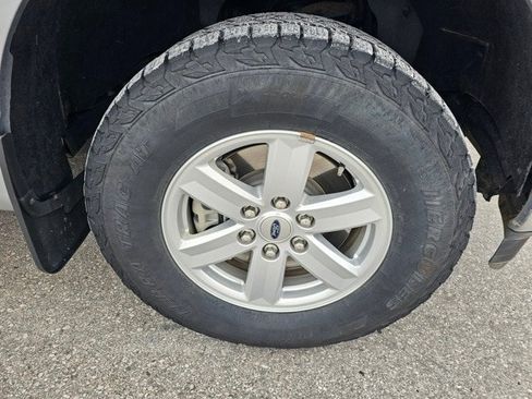 Used 2023 Ford F150 XLT image 5