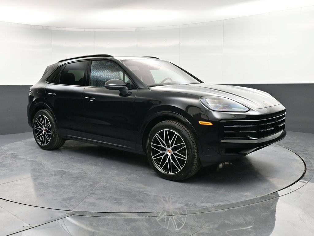 Certified 2026 Porsche Cayenne AWD/4WD image 10