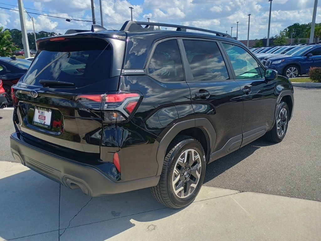 Certified 2026 Subaru Forester Premium AWD/4WD image 5