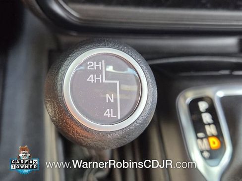 Used 2024 Jeep Gladiator Sport image 23