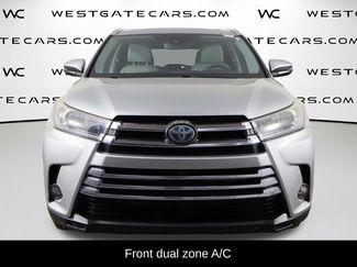 Used 2017 Toyota Highlander Limited video 2