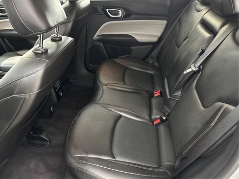 Used 2022 Jeep Compass Limited w/ Sun and Sound Group AWD/4WD image 14