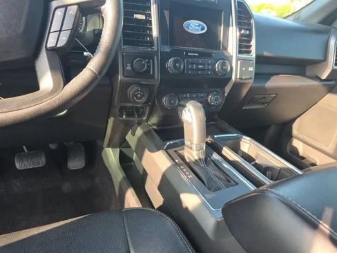 Used 2019 Ford F150 XLT w/ Equipment Group 302A Luxury AWD/4WD image 9