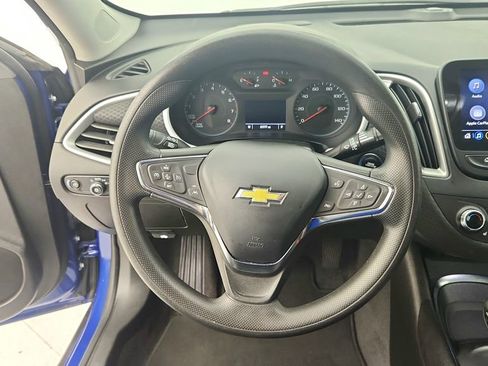 Used 2023 Chevrolet Malibu LT image 19