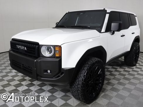 Used 2025 Toyota Land Cruiser image 16