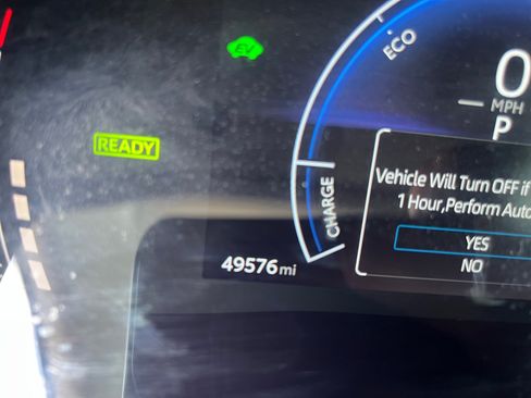 Used 2025 Toyota Camry LE FWD image 17