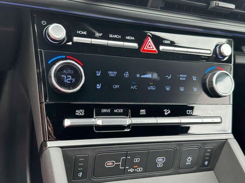 New 2024 Hyundai Santa Fe Calligraphy image 23