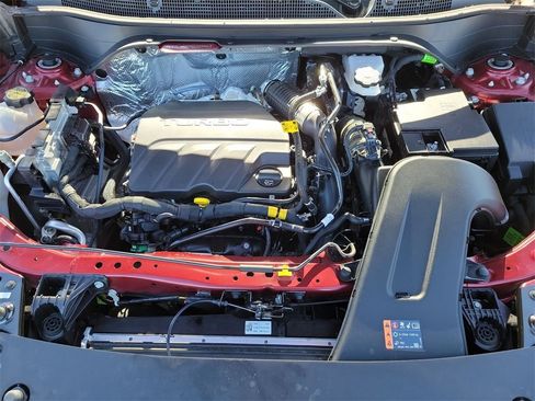 Used 2025 Chevrolet Trax LT image 10