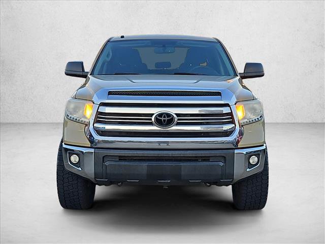Used 2017 Toyota Tundra SR5 RWD image 2