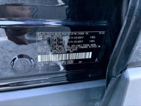 Used 2023 Toyota RAV4 XLE image 30