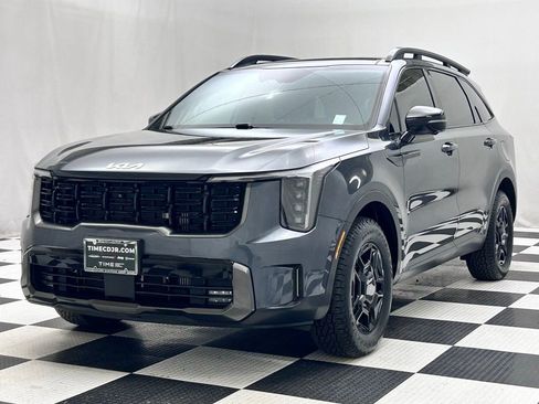 Used 2024 Kia Sorento SX Prestige image 4