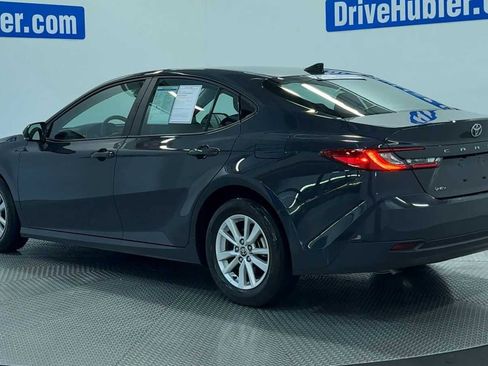 Used 2025 Toyota Camry LE w/ Convenience Package FWD image 6