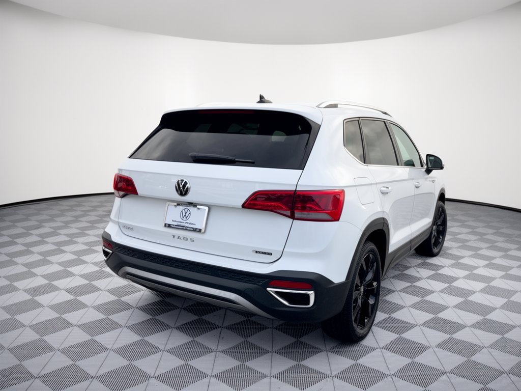 Certified 2022 Volkswagen Taos SE w/ Panoramic Sunroof Package AWD/4WD image 9