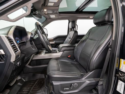 Used 2017 Ford F250 Lariat w/ Lariat Ultimate Package AWD/4WD image 16