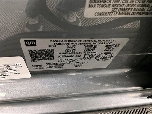 Used 2024 Chevrolet Silverado 2500 LT w/ All Star Edition image 37