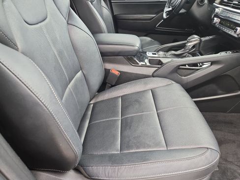 Certified 2021 Kia Telluride SX w/ Nightfall Edition Package image 21