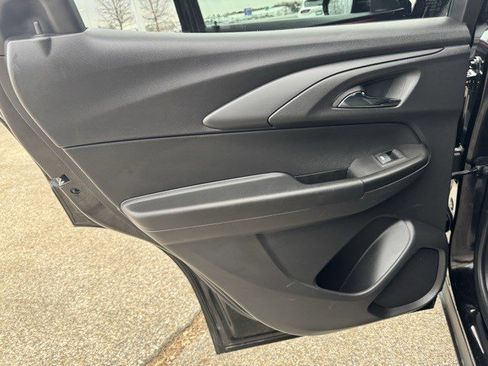 Used 2025 Chevrolet TrailBlazer RS image 26